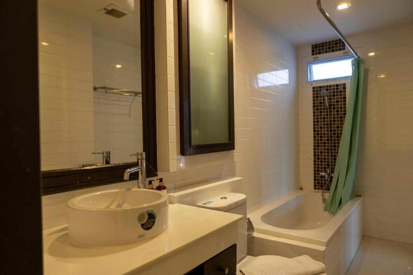 P Villa Lamoon Thonglor Bangkok Zewnętrze zdjęcie